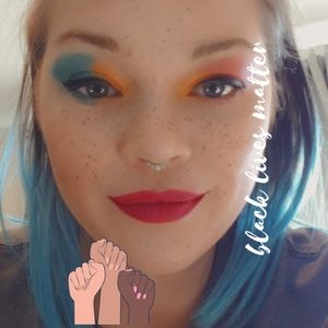 Meet your Posher, Sidney